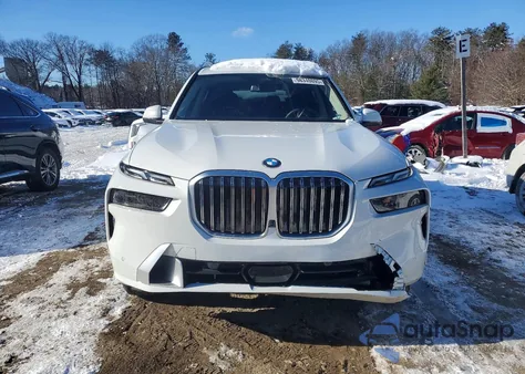 2026 BMW X7 xDrive40I z USA, uszkodzony, nr VIN 5UX23EM09T9067184